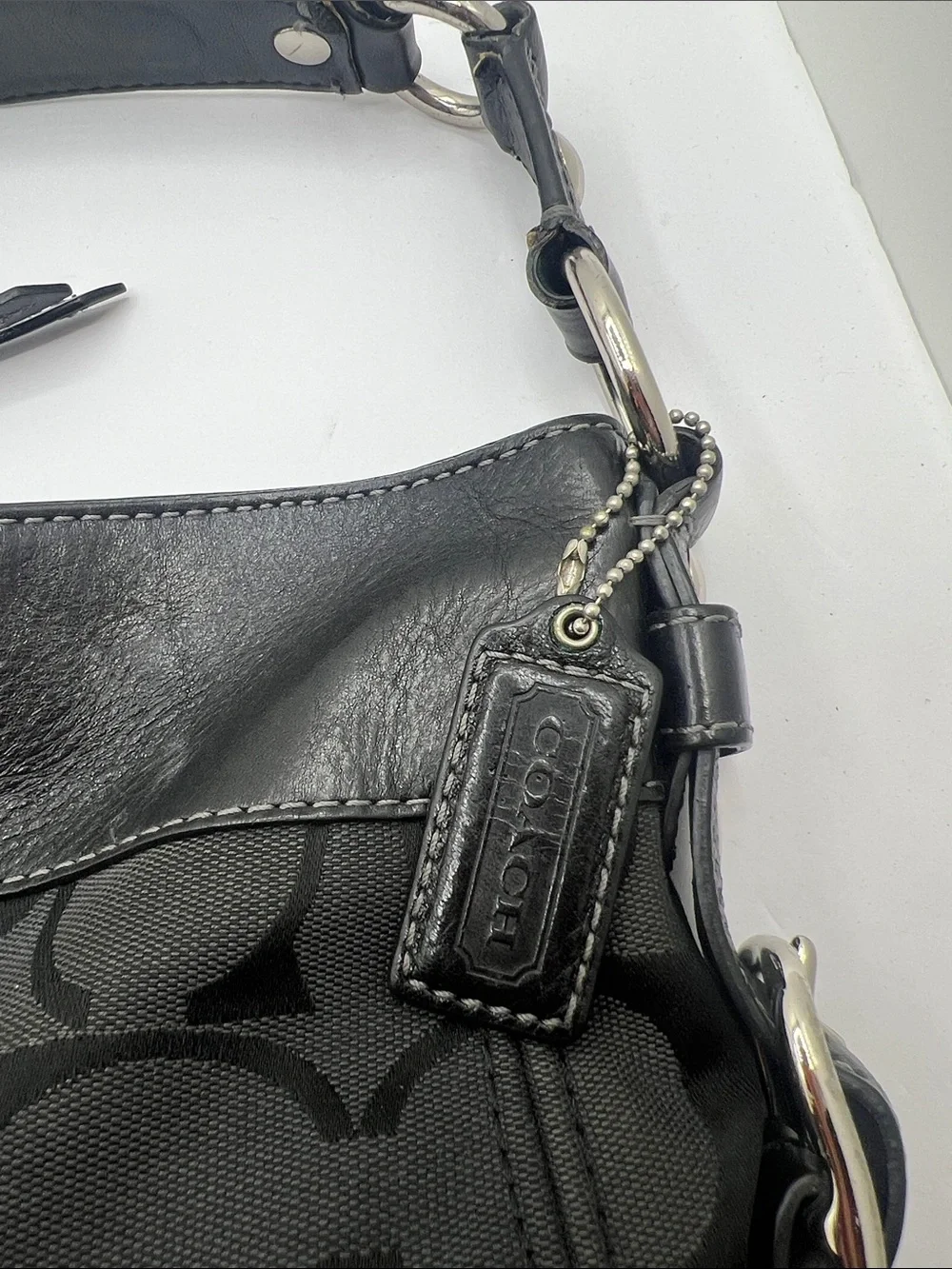 Coach Zoe Signature Hobo / Shoulder Bag in Black & Grey Signature Canvas -12657
